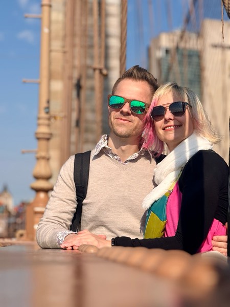 Isabell and Sven Haase on the Brooklyn Bridge in New York